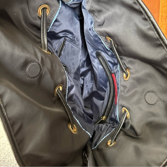 Tommy Hilfiger Womens Black Tote Bag Gold Logo  Magnetic Close - Picture 12 of 14